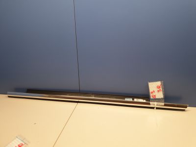 Молдинг стекла задней правой двери для Audi Q3 8U 2012-2018