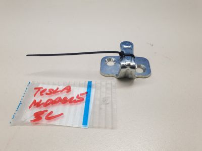 Ответная часть замка двери для Tesla Model S 2012-