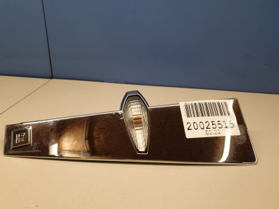 Указатель поворота в крыло правый для Cadillac SRX 2009-2016