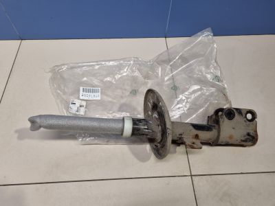 Амортизатор передний для Peugeot Traveller 2016-2019